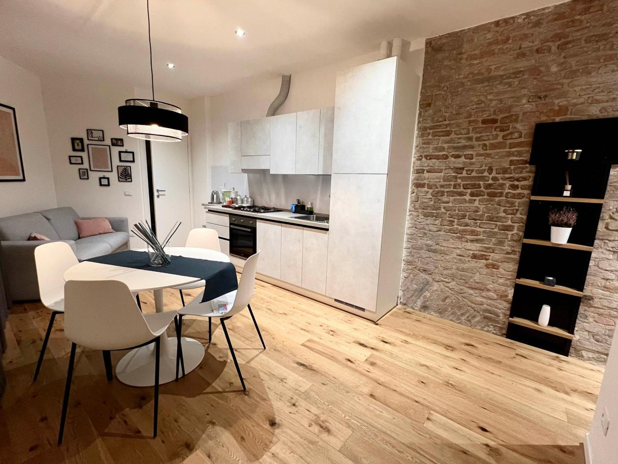 Un Nido A Mantova Historic Apt Near The Center! Luaran gambar